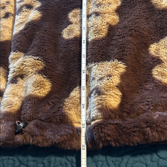 Women’s Teddy Bear Fluffy Jacket - Picture 9 of 11